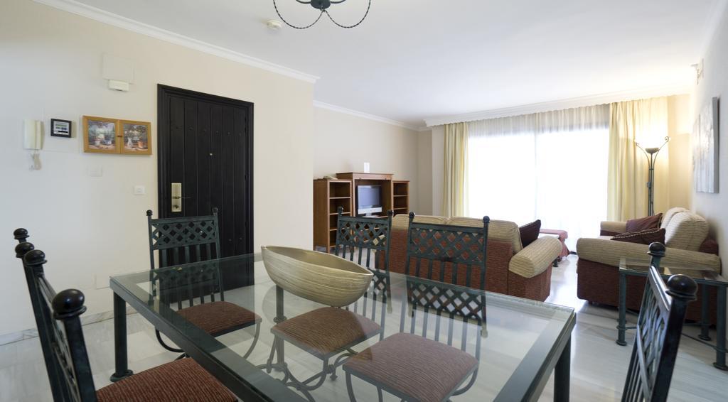 Appartamento Club Jardines Del Puerto Marbella Esterno foto