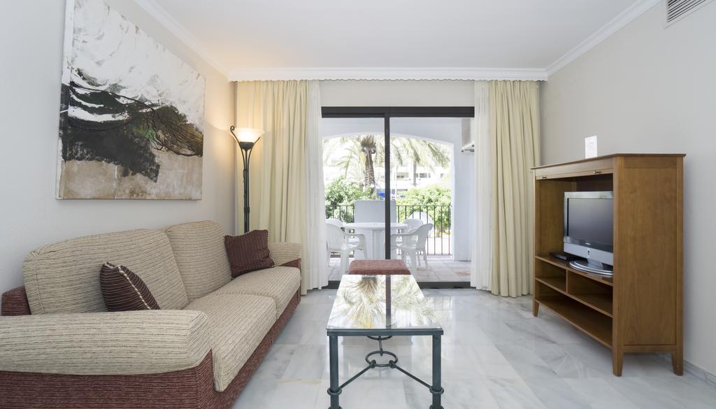 Appartamento Club Jardines Del Puerto Marbella Esterno foto
