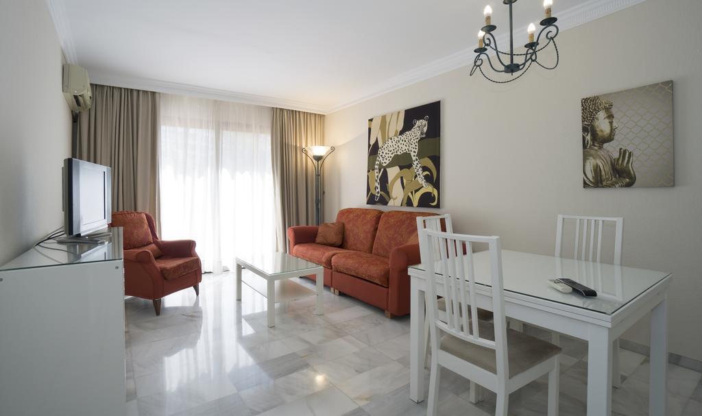 Appartamento Club Jardines Del Puerto Marbella Esterno foto
