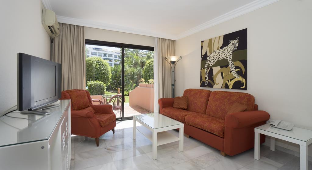 Appartamento Club Jardines Del Puerto Marbella Esterno foto