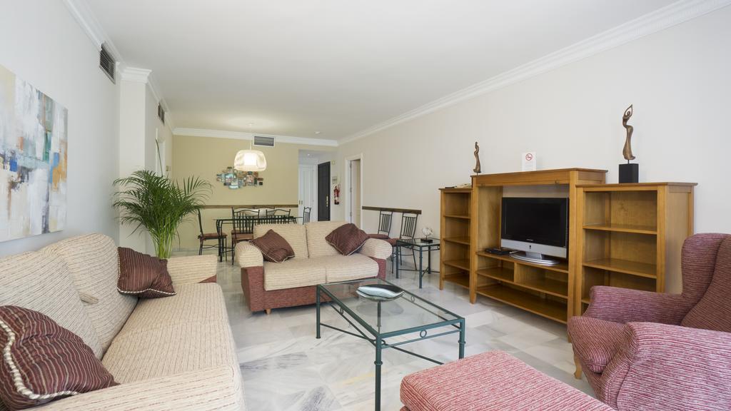Appartamento Club Jardines Del Puerto Marbella Esterno foto
