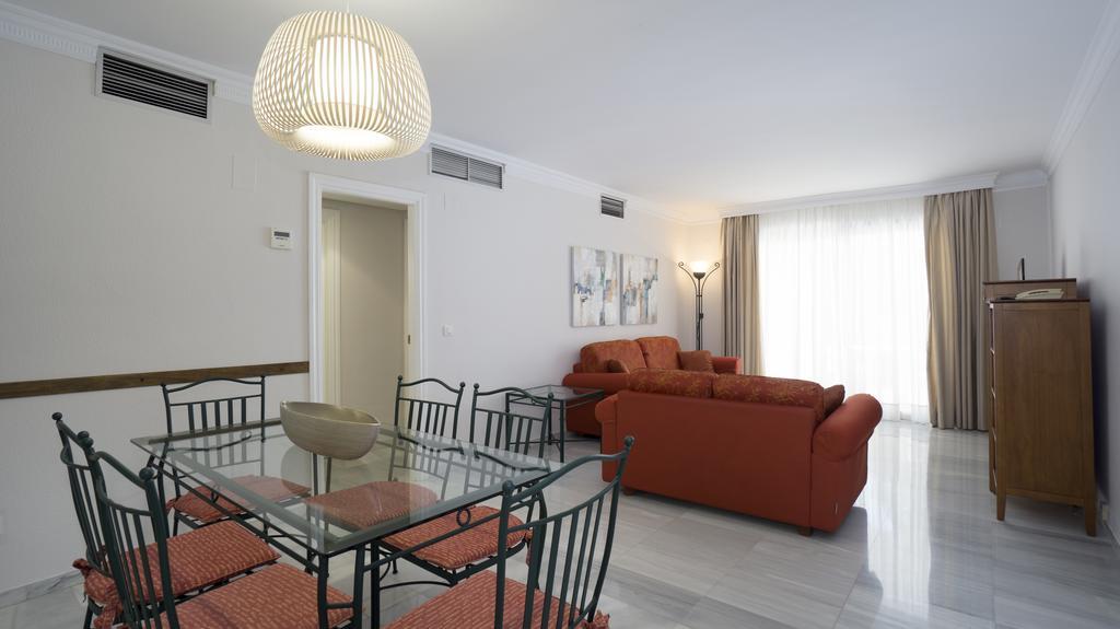 Appartamento Club Jardines Del Puerto Marbella Esterno foto