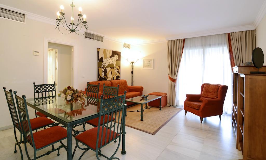 Appartamento Club Jardines Del Puerto Marbella Esterno foto